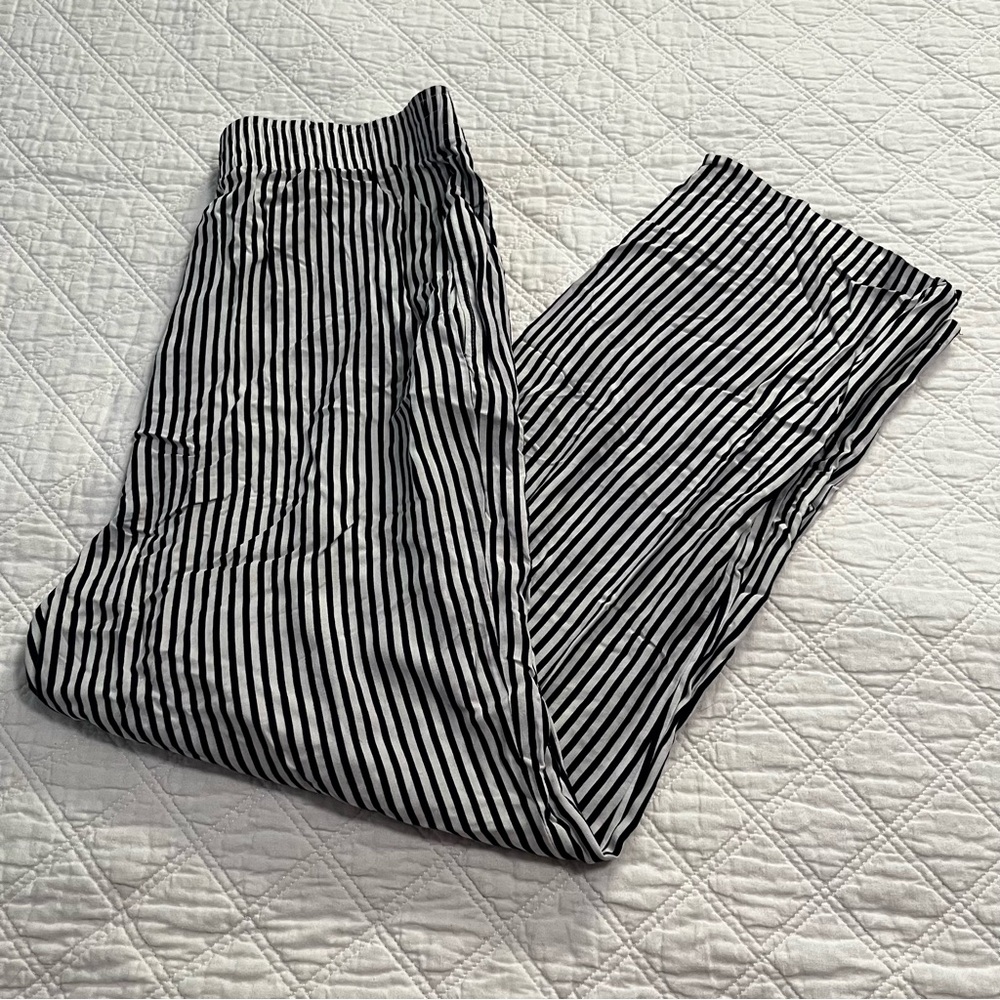 Vintage Styleworks Striped Navy and White Women’s Pants